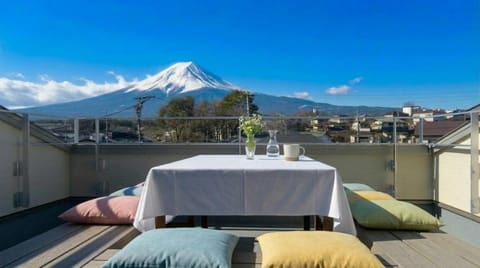 Day, Natural landscape, View (from property/room), Balcony/Terrace, Mountain view