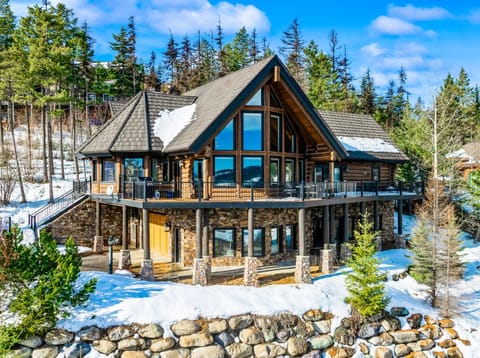 Heavenly Mountain Chalet House in Whitefish