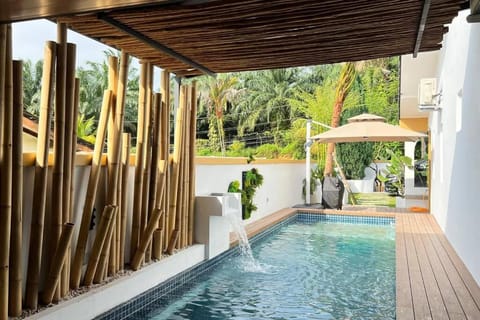 Garden, Garden view, Pool view, Swimming pool