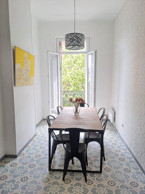 Au Méditerranéen Apartment in Marseille