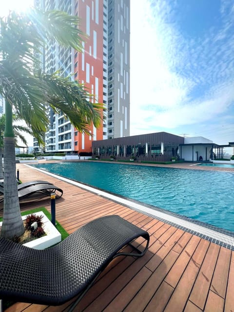Property building, Swimming pool