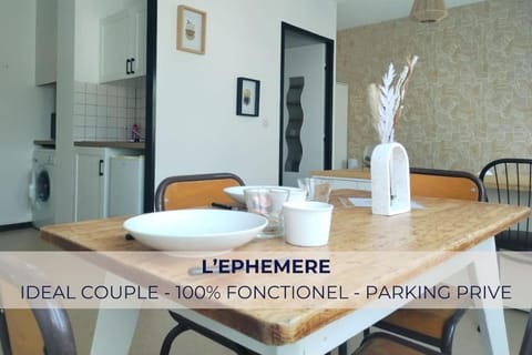 Kitchen or kitchenette, Dining area, Text overlay