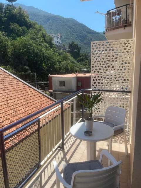 Property building, Day, Natural landscape, View (from property/room), Balcony/Terrace, Mountain view