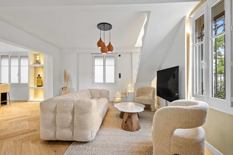 Luxueuse Villa L'Olivier Cannes 4 chambres jacuzzi Villa in Cannes