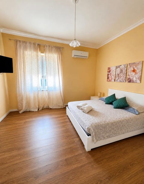 TV and multimedia, Bedroom