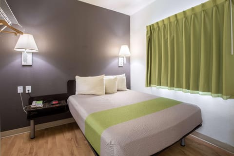 Photo of the whole room, On site