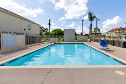 On site, Pool view, Swimming pool
