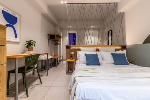 Bed, Photo of the whole room