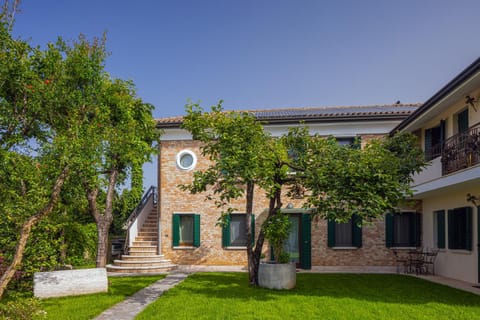 Property building, Garden