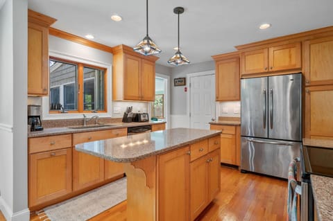 8 Harbor Hill Drive Orleans - A Change of Pace House in Orleans