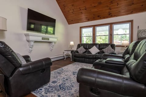 Getaway at 4214 House in Capital District, NY, USA