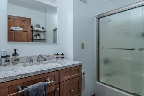 Getaway at 4214 House in Capital District, NY, USA