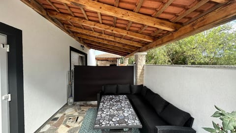 Day, Balcony/Terrace, Seating area