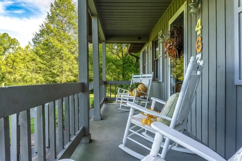 Dock! Riverfront Anglers Oasis in Elizabethton House in Elizabethton