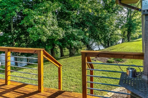 Dock! Riverfront Anglers Oasis in Elizabethton House in Elizabethton