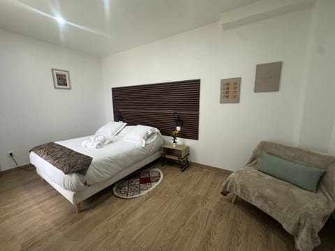 Hôtel du Parc Canal - Stade de France Hotel in Aubervilliers