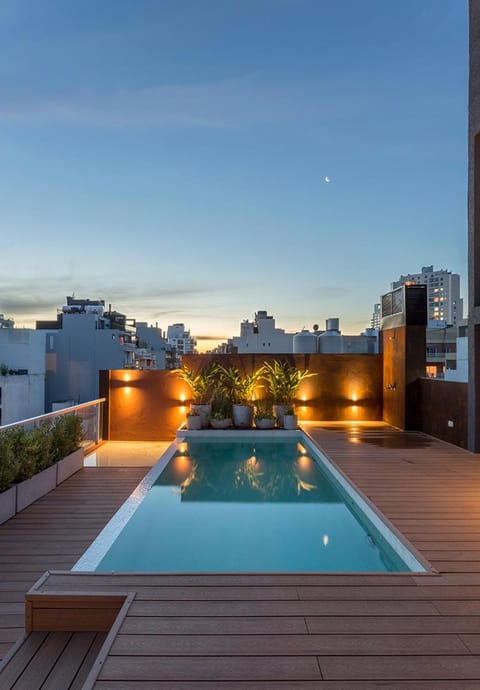 Swimming pool, Swimming pool