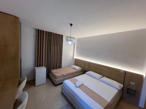 Bed, internet, towels