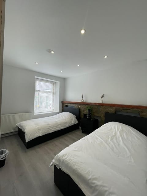 HolyheadInn Apartment in Wales