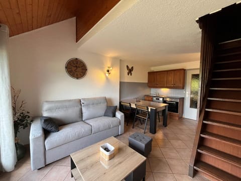 Appartement T2 calme proche pistes Corrençon-en-Vercors - FR-1-761-40 Apartment in Provence-Alpes-Côte d'Azur