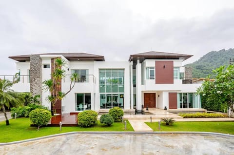 Property building, Mountain view