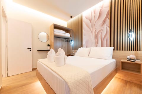 Bed, Photo of the whole room, Bedroom, towels, wardrobe