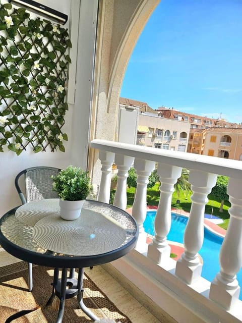 Patio, View (from property/room), Balcony/Terrace, Dining area, Swimming pool