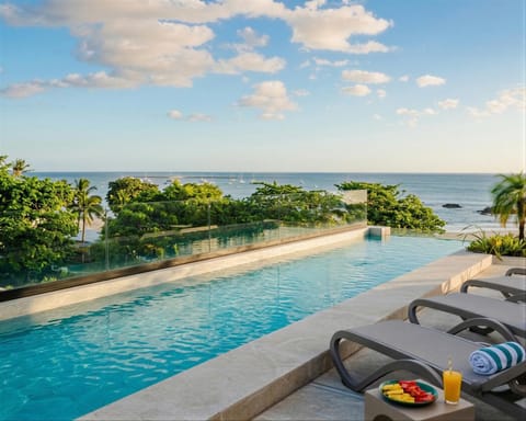Sea view, Swimming pool
