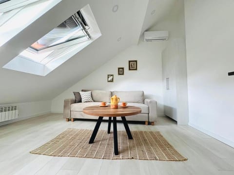 Living room, Seating area, internet, air conditioner