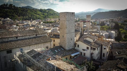 Property building, Bird's eye view, Mountain view