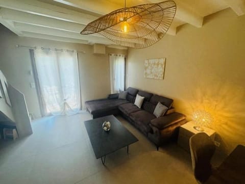 Lou Figoun House in Gréoux-les-Bains