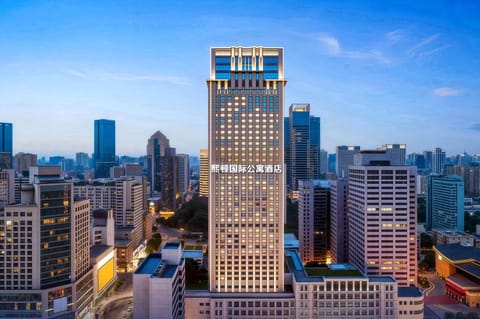 Property building, Nearby landmark, Day, City view, Landmark view, Location, Quiet street view