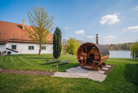 Property building, Natural landscape, Sauna, Garden view, Lake view