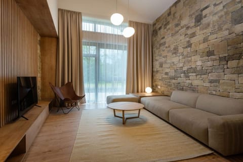 Communal lounge/ TV room, TV and multimedia, Living room, Seating area