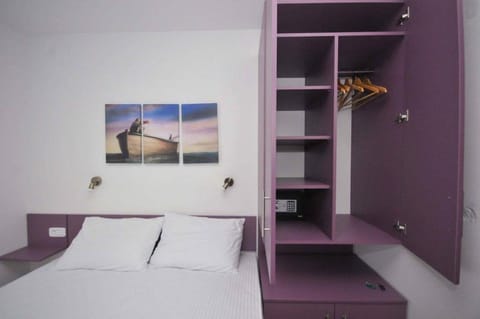 Apartments Jadranski Biser Apartment in Montenegro