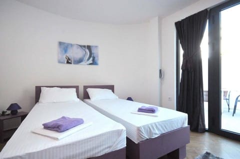 Apartments Jadranski Biser Apartment in Montenegro