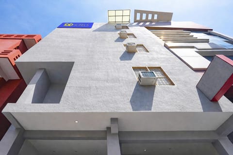 Property building, Facade/entrance