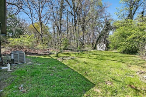 2BR Duplex Peaceful Stay 25 Mins to Atlanta Apartment in Austell