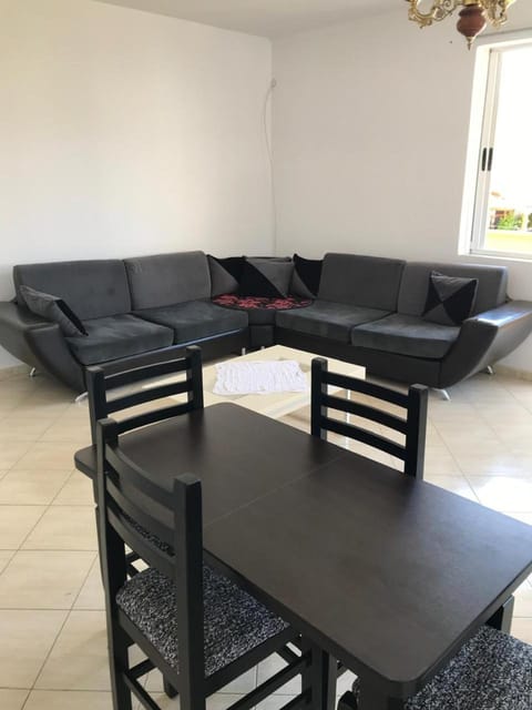 TV and multimedia, Living room, Dining area