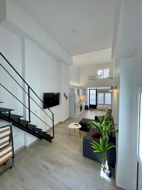 TV and multimedia, Kitchen or kitchenette