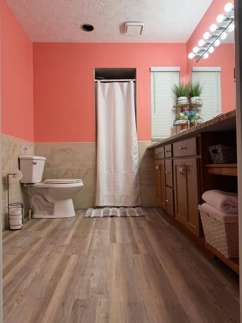 The Teal Cottage House in Crystal River