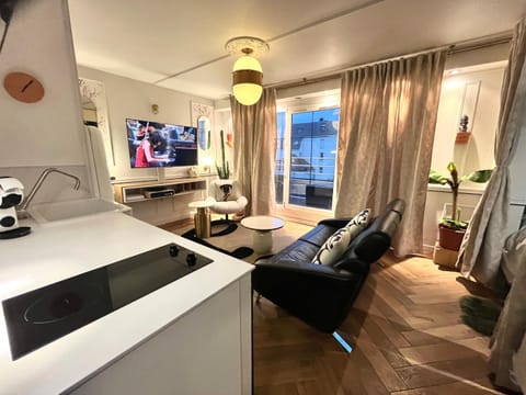 le Boudoir de Longchamp Apartment in Puteaux