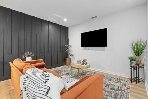 Family-Friendly 2BR Getaway Apartment in Mableton
