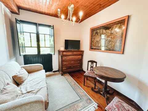 Casa do Mestre House in O Salnés