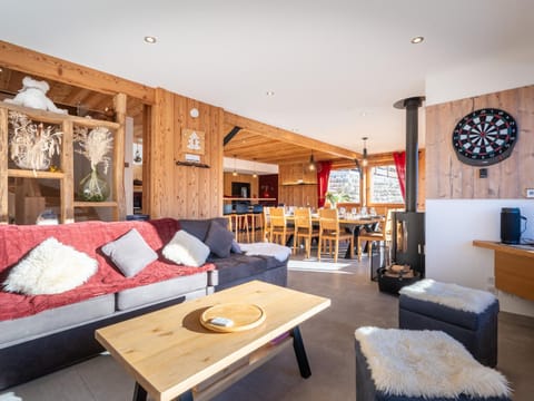 Chalet 5 étoiles avec sauna et bain nordique, proche des pistes, pour 12 personnes - FR-1-467-127 Chalet in Le Grand-Bornand