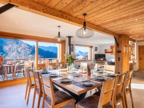 Chalet 5 étoiles avec sauna et bain nordique, proche des pistes, pour 12 personnes - FR-1-467-127 Chalet in Le Grand-Bornand