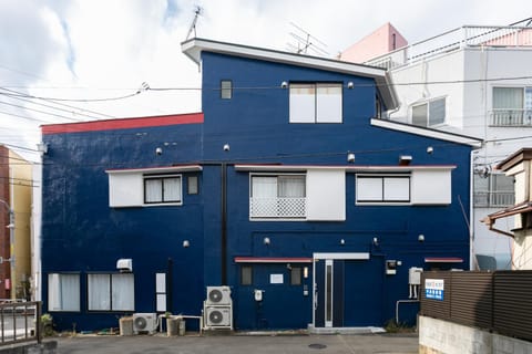 Property building, Day