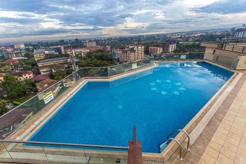 Swimming pool, Swimming pool