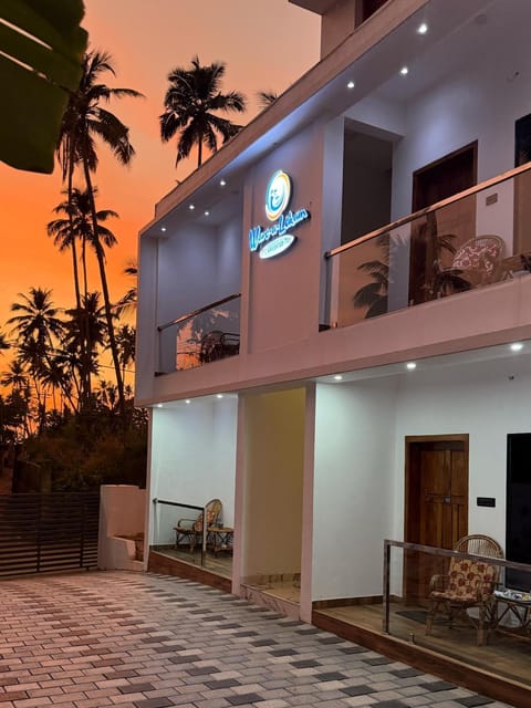 Property building, Facade/entrance, Sunset