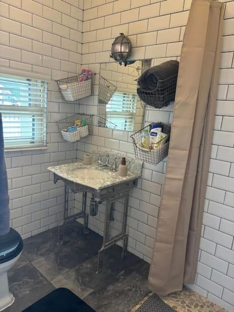 Beautiful Seaside Cottage Wicklow town House in Wicklow